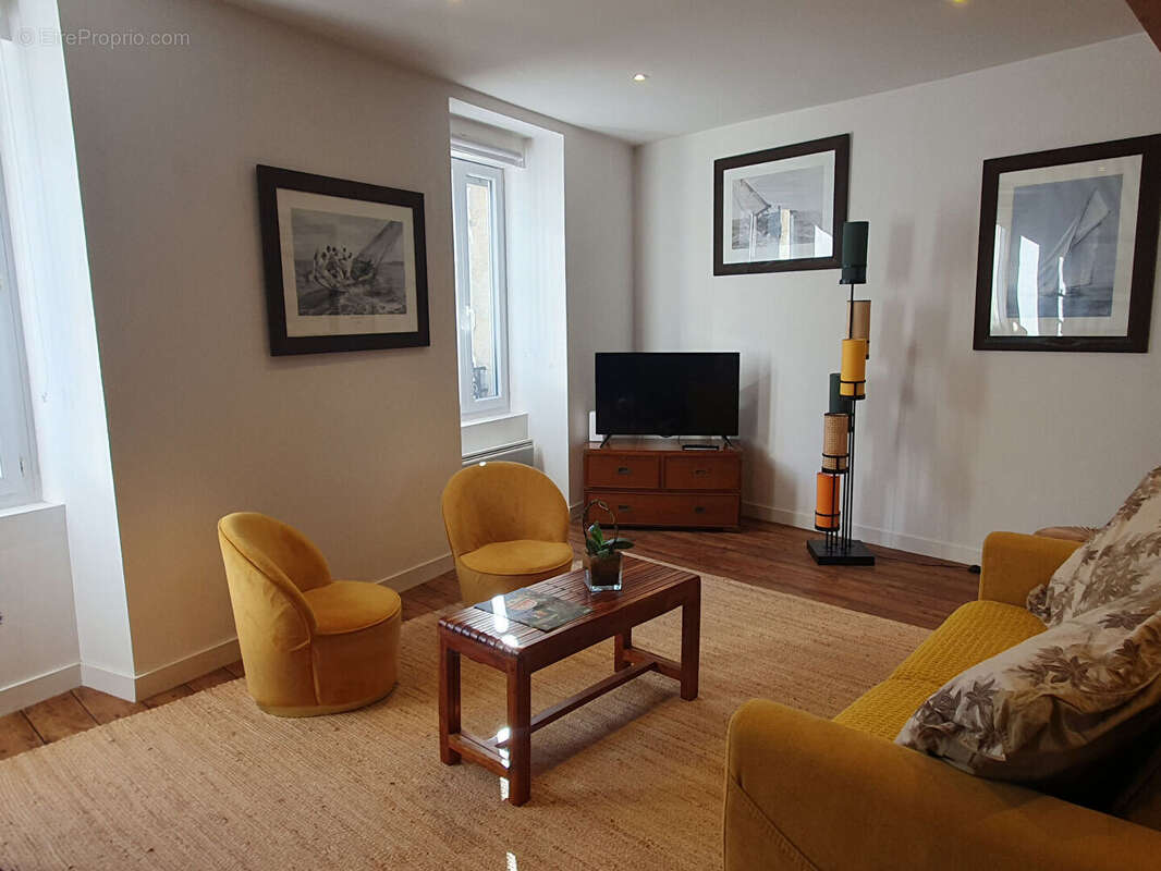 Appartement à LOCMARIAQUER