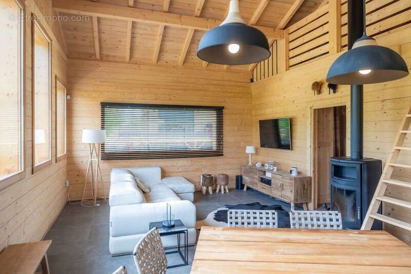 Maison à SAINT-JEAN-SAINT-NICOLAS