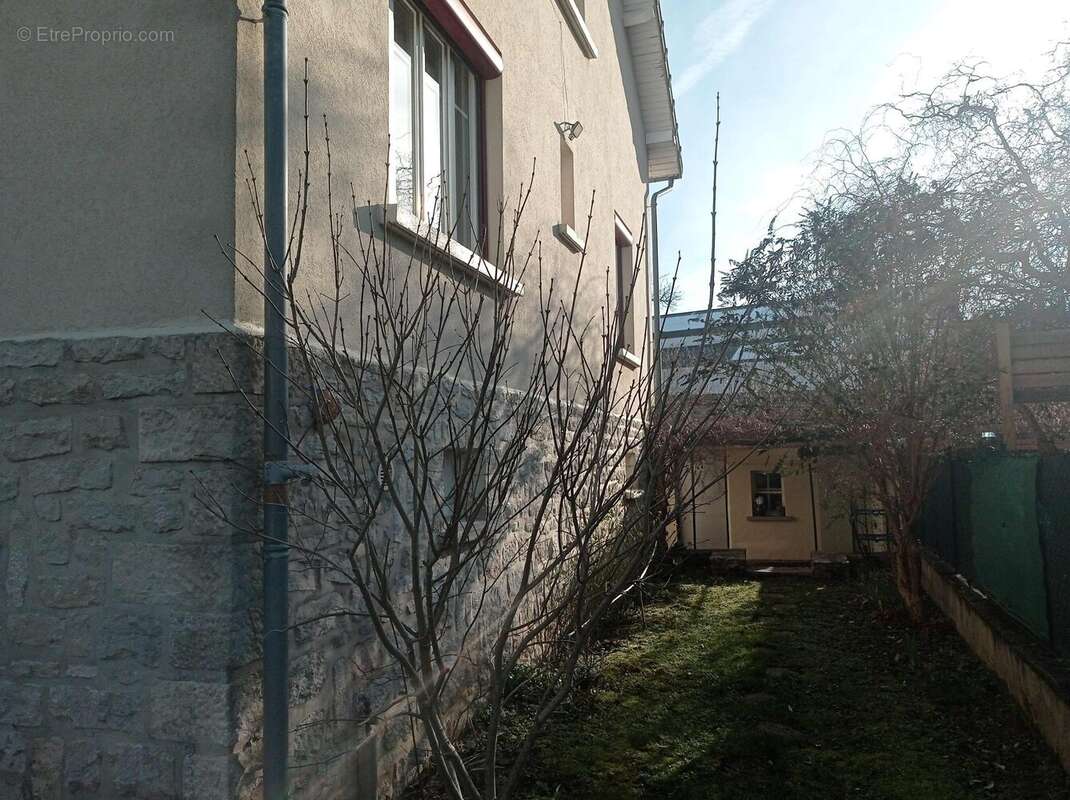 Maison à MONTBARD