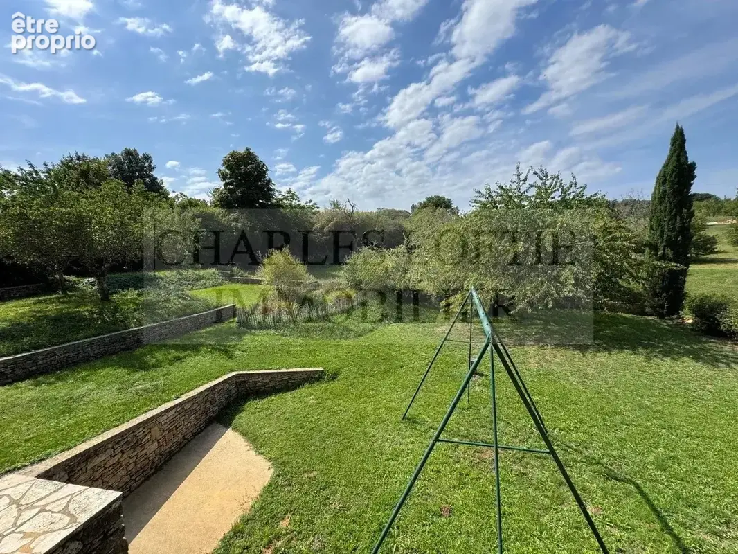 Charmante maison de village avec piscine intérieur dans le bourg d'un village du Bourian - photo 10