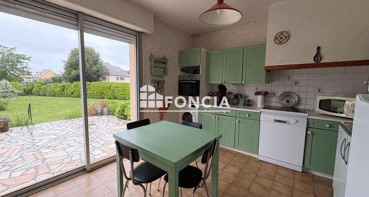 Maison à VIVOIN