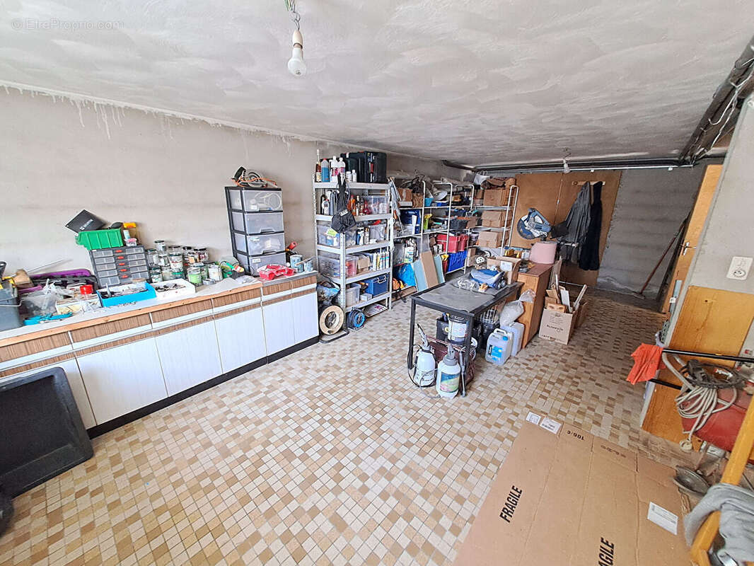 Maison à LE PERRIER