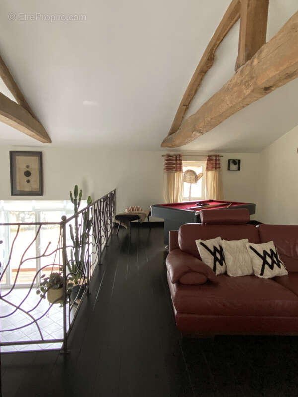 Maison à SAINT-JUST-EN-CHEVALET