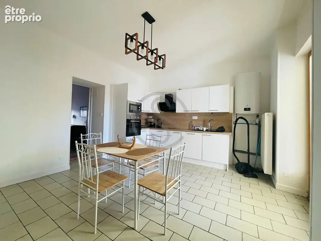 Immeuble de rapport lcsa - local commercial - logements - garage - cave - photo 6