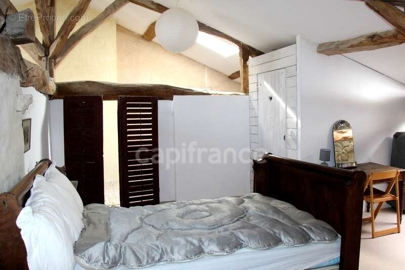 Maison à SAINT-CLAR