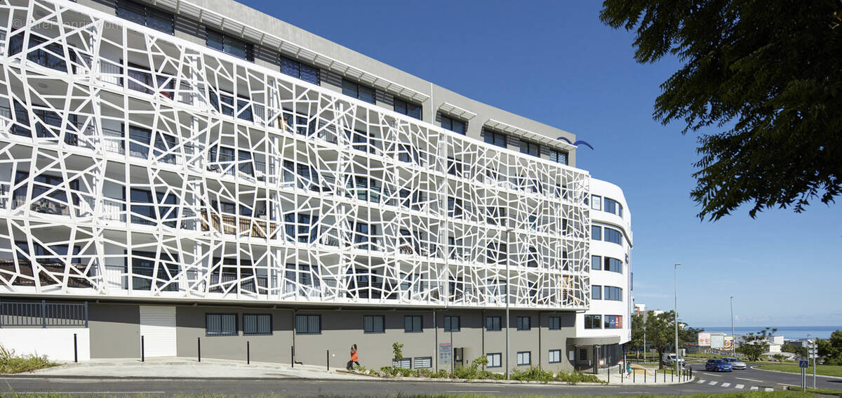 Commerce à SAINT-DENIS