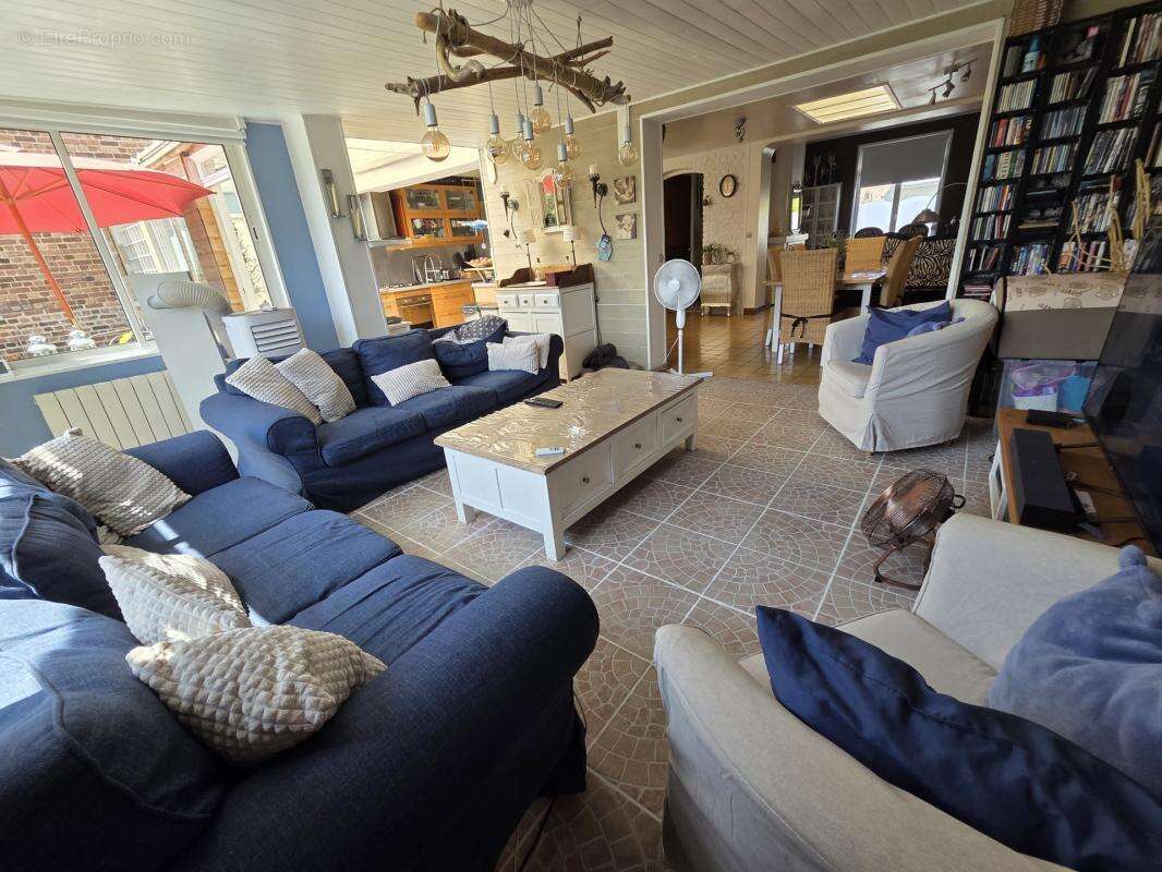 Maison briques offrant 134m² hab sur 361m² ac jardin - photo 14