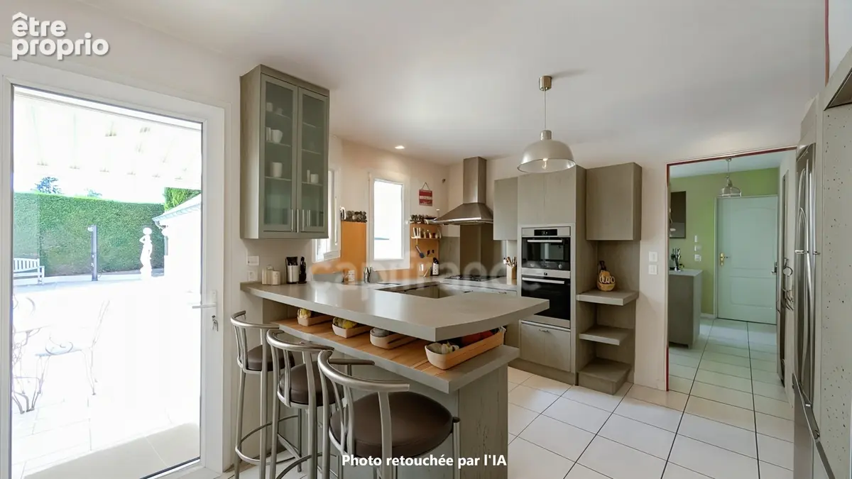 À 5 minutes de Chalon-sur-Saône (71) ​Superbe Villa de 200 m² double garage et dépendance Parc de 1 800 m² Piscine & Pool House  - photo 8