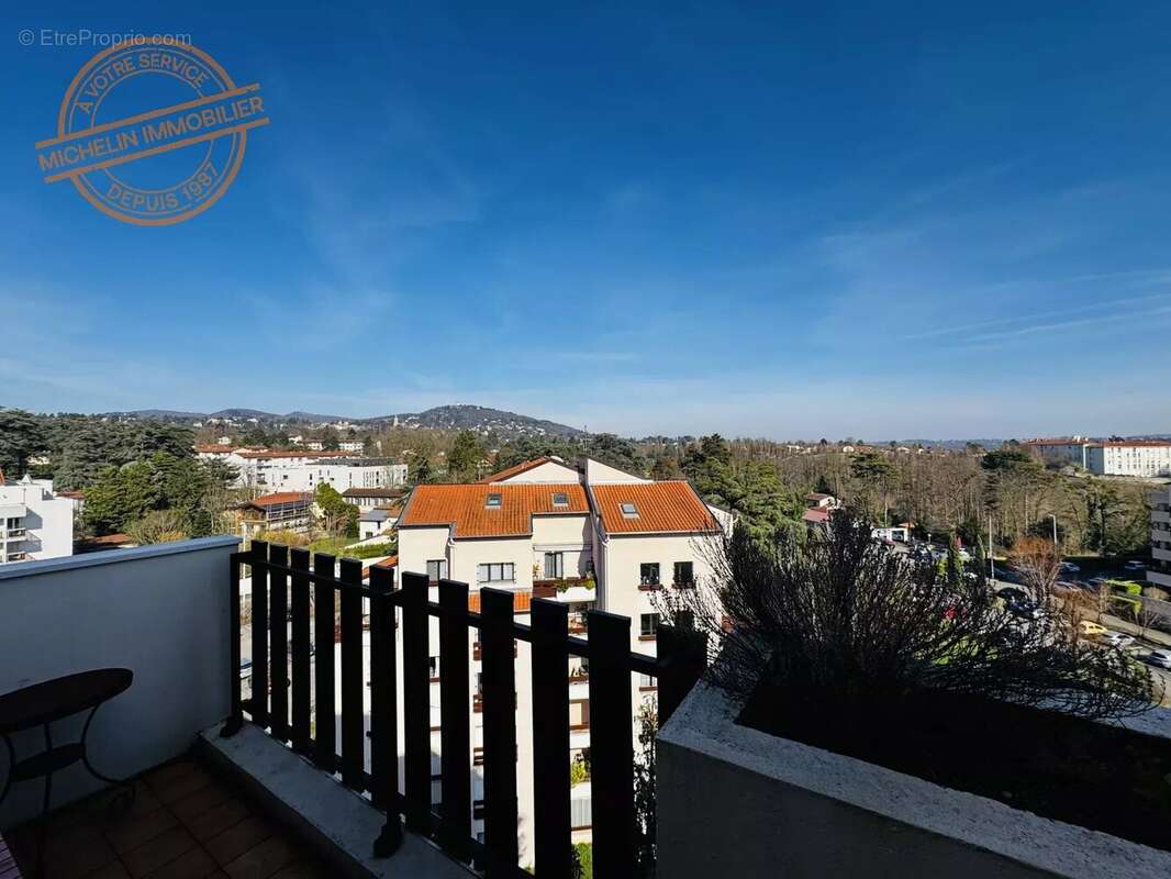 Appartement à LYON-9E