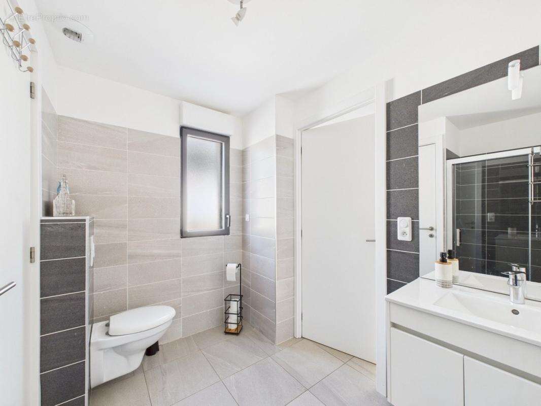 F2 a vendre a porticcio - photo 7