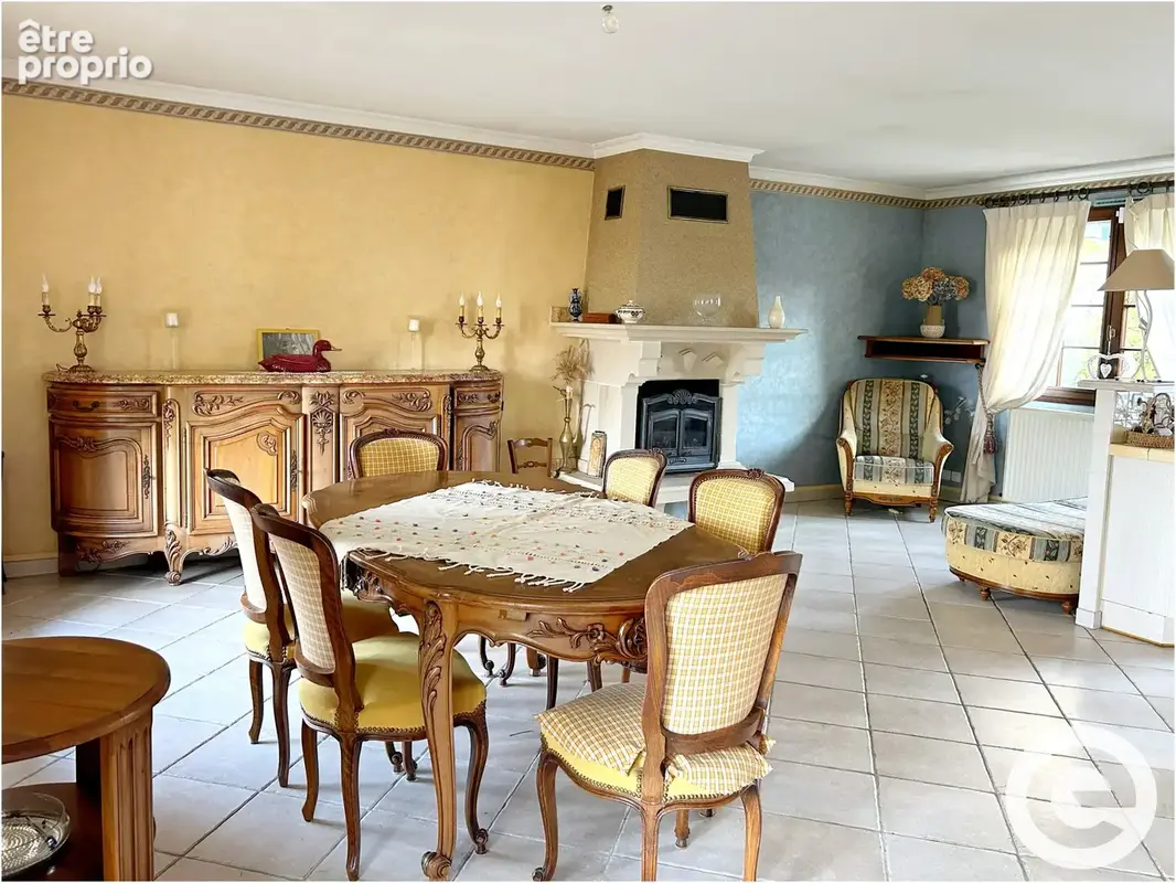 Maison familiale 5 pièces - 112.63m2   1977   Saint Martin-du-Tertre - photo 2