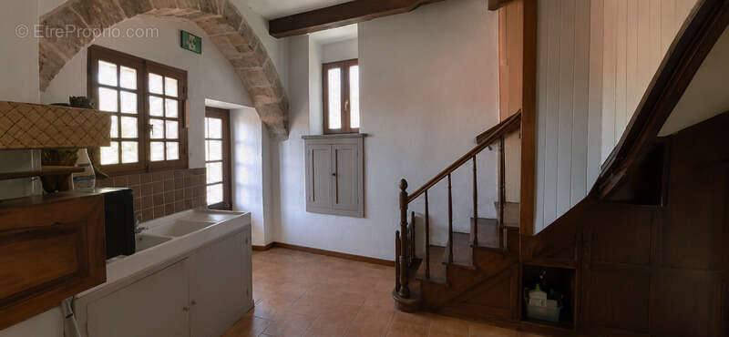 Maison à SAINT-CIRQ-LAPOPIE