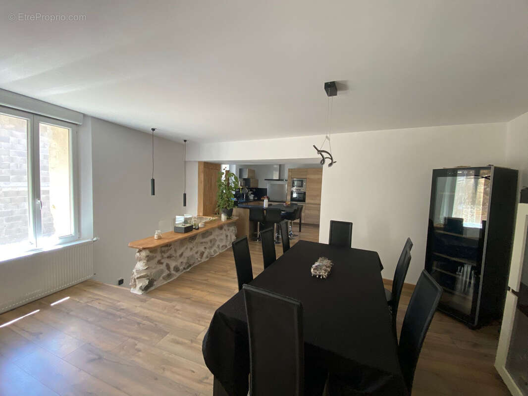 Maison à SARRAS
