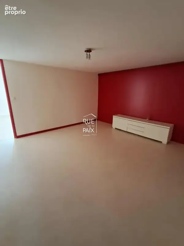 Maison sur sous sol , secteur prisé de Naintré 191.90 m2 - photo 4