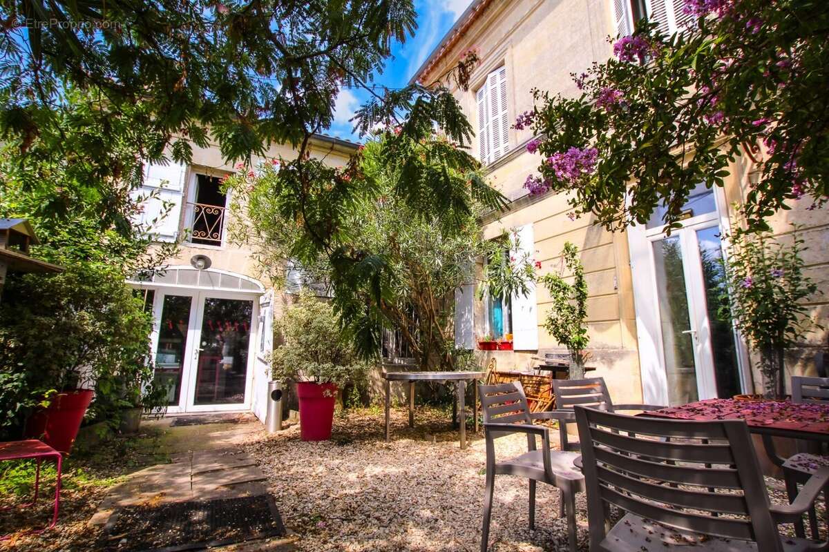 Maison à SAINT-ANDRE-DE-CUBZAC