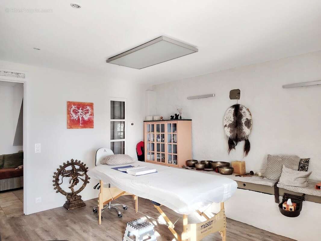 Maison à LA BASSE-VAIVRE