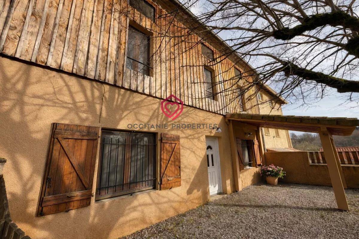 Maison à ESCOSSE