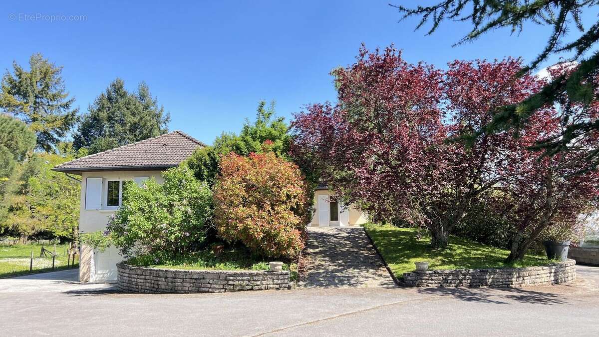 Maison à LADOIX-SERRIGNY