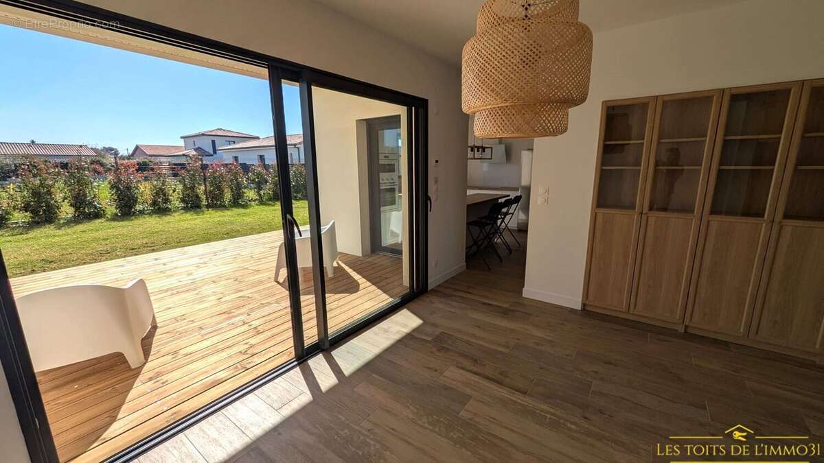 Maison à SAUBENS