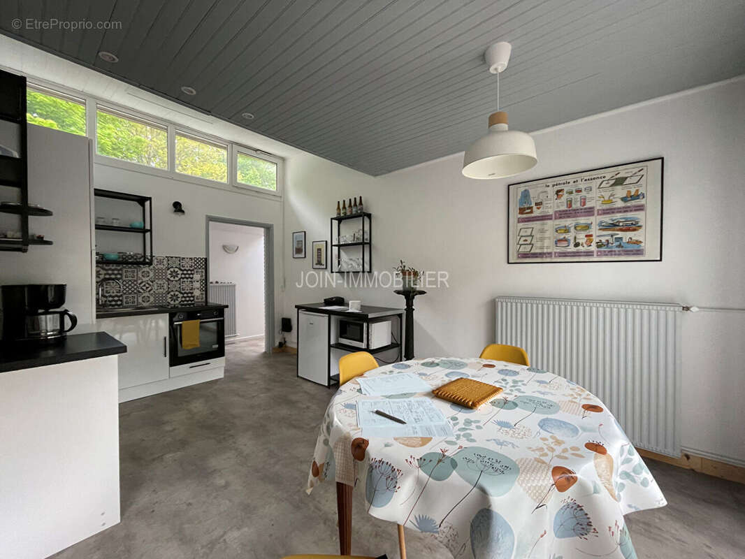 Appartement à BELLEVILLE-SUR-MER