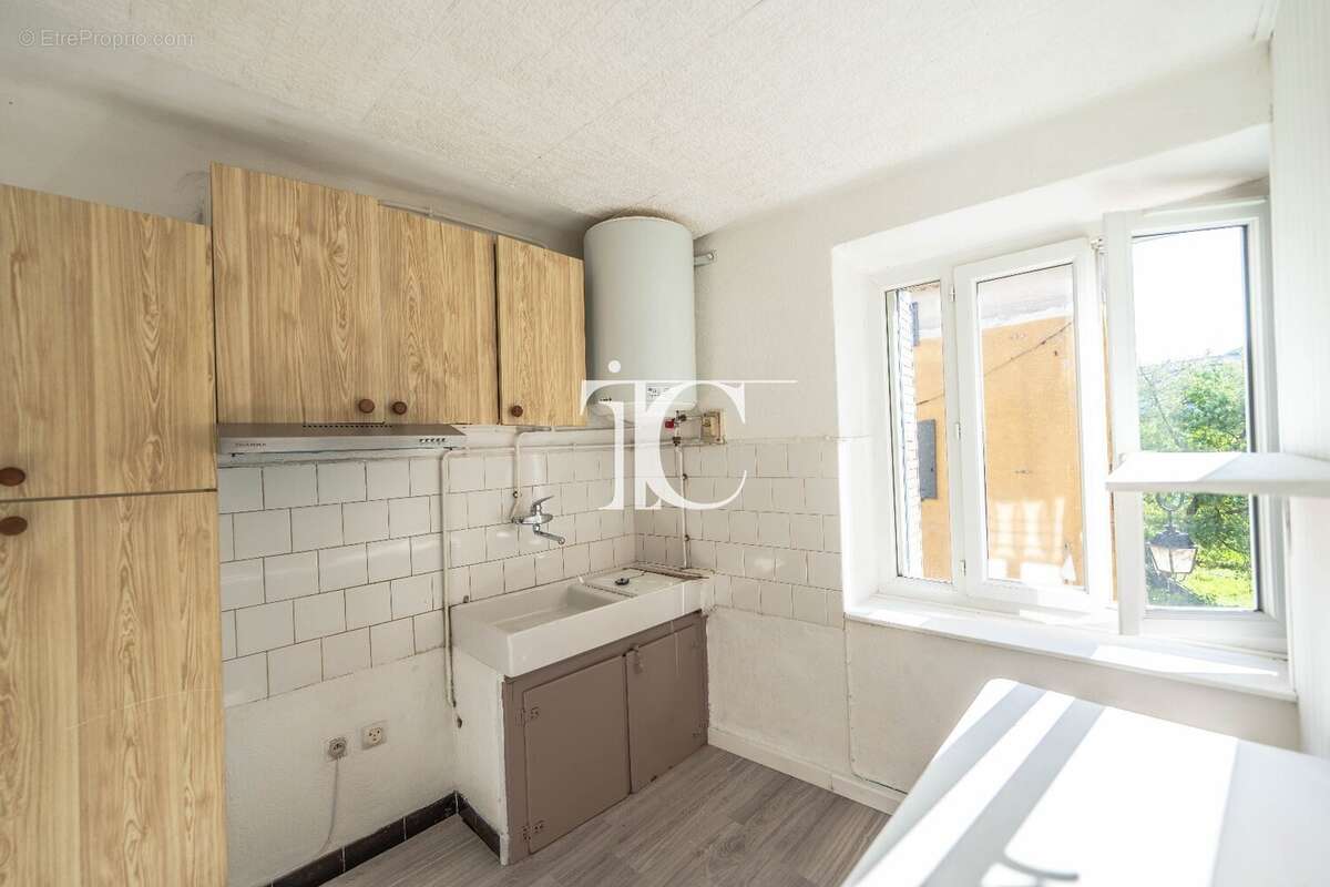 Appartement T3 au Cur du Village des Vans - photo 9