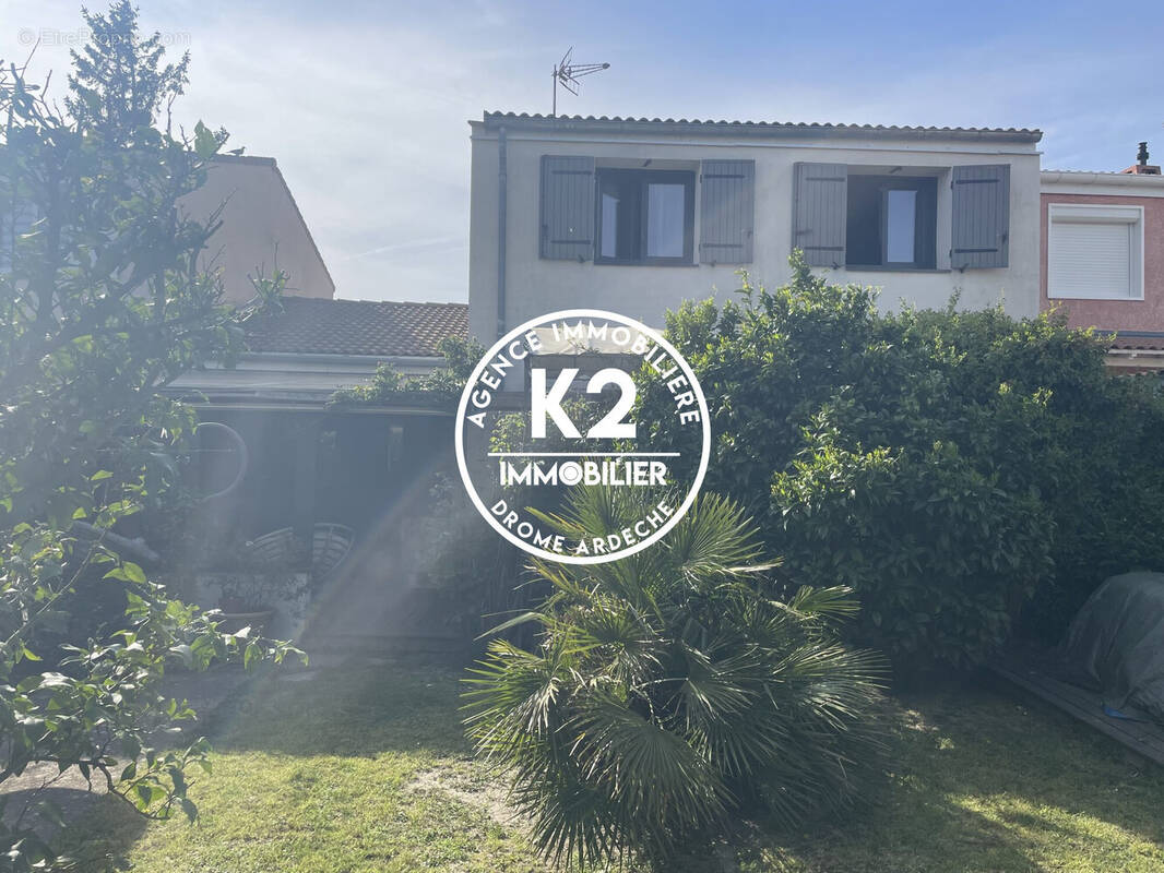 Maison à MONTELIMAR