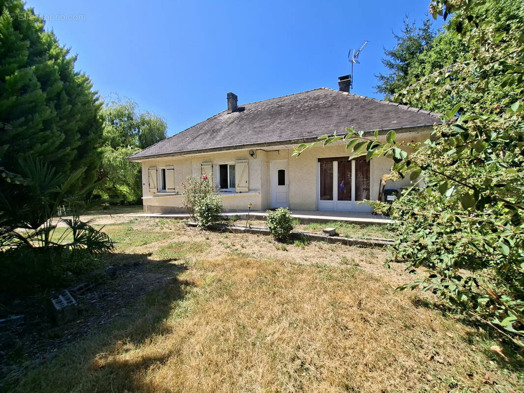 Maison à BUGNEIN