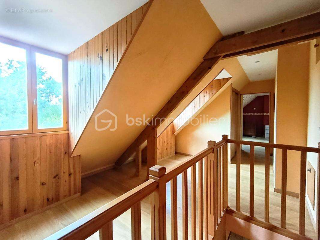 Maison familiale de 207 m² sur 7 120 m² de terrain – Calme absolu à Mandeville En Bessin - photo 12