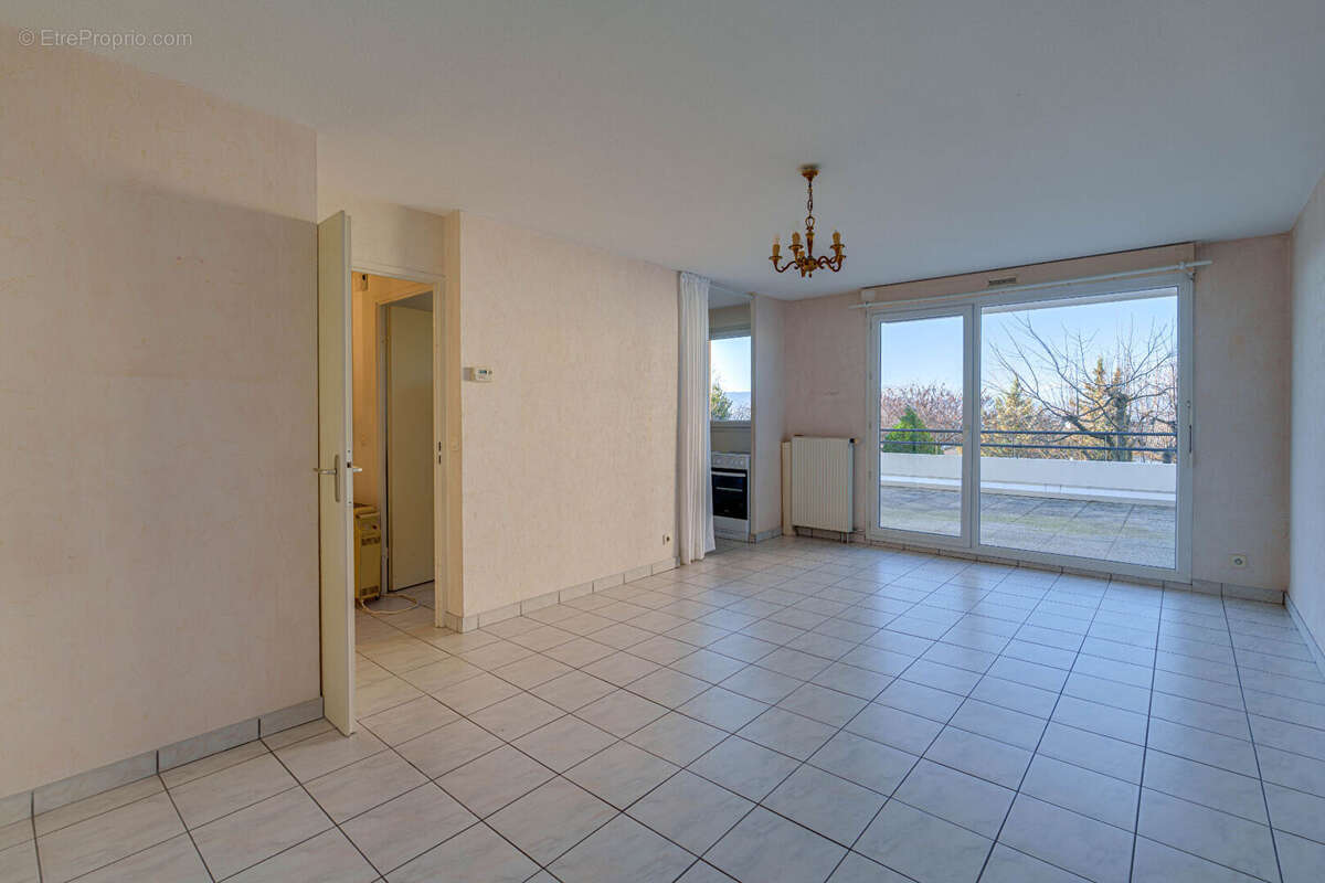 Appartement à EVIAN-LES-BAINS