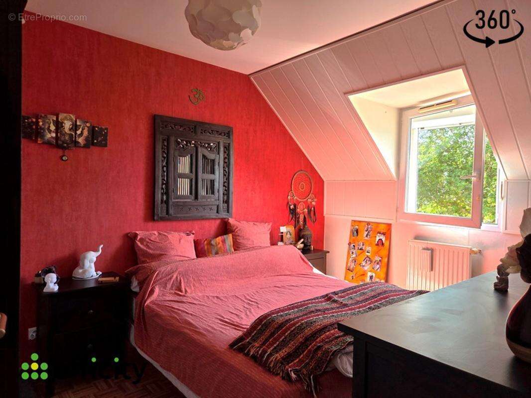Maison 96 m² à La Chapelle-Des-Fougeretz  - photo 8