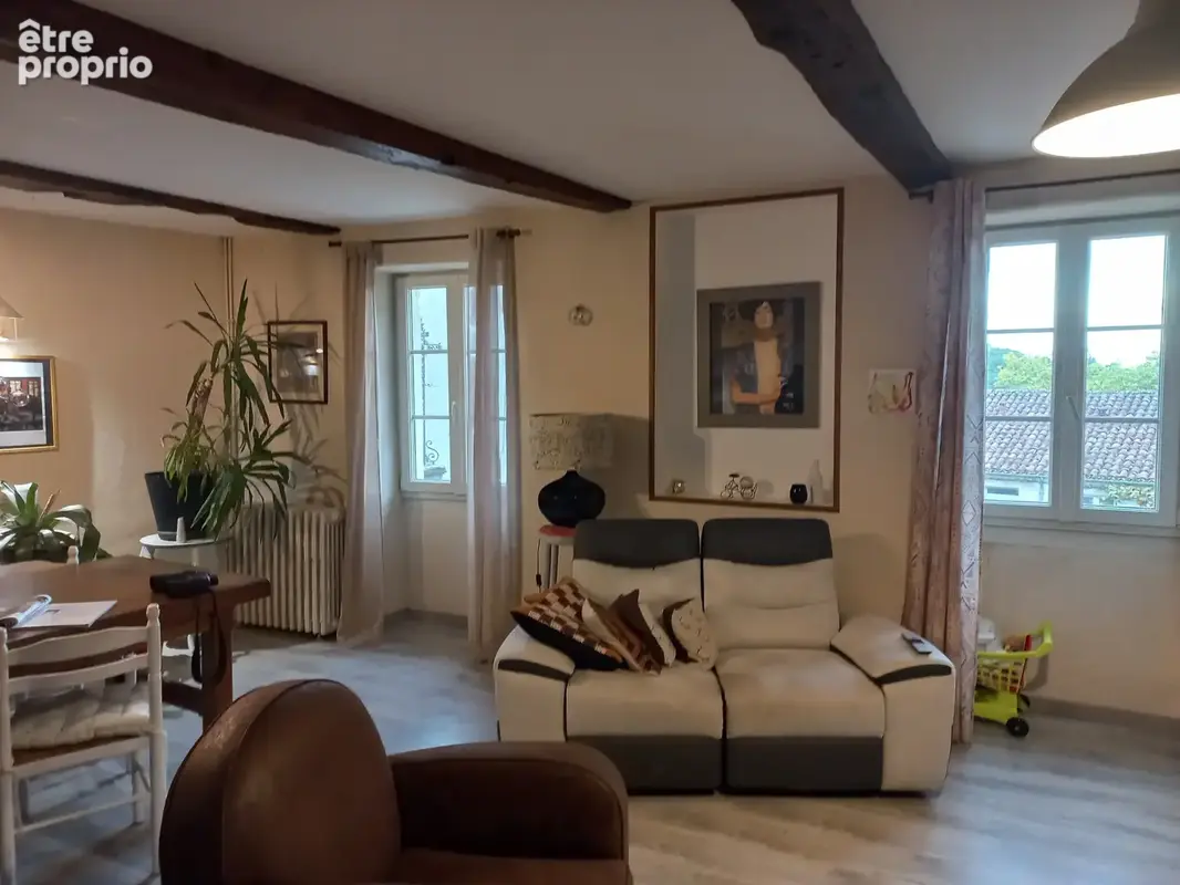 Maison à MONTESQUIOU