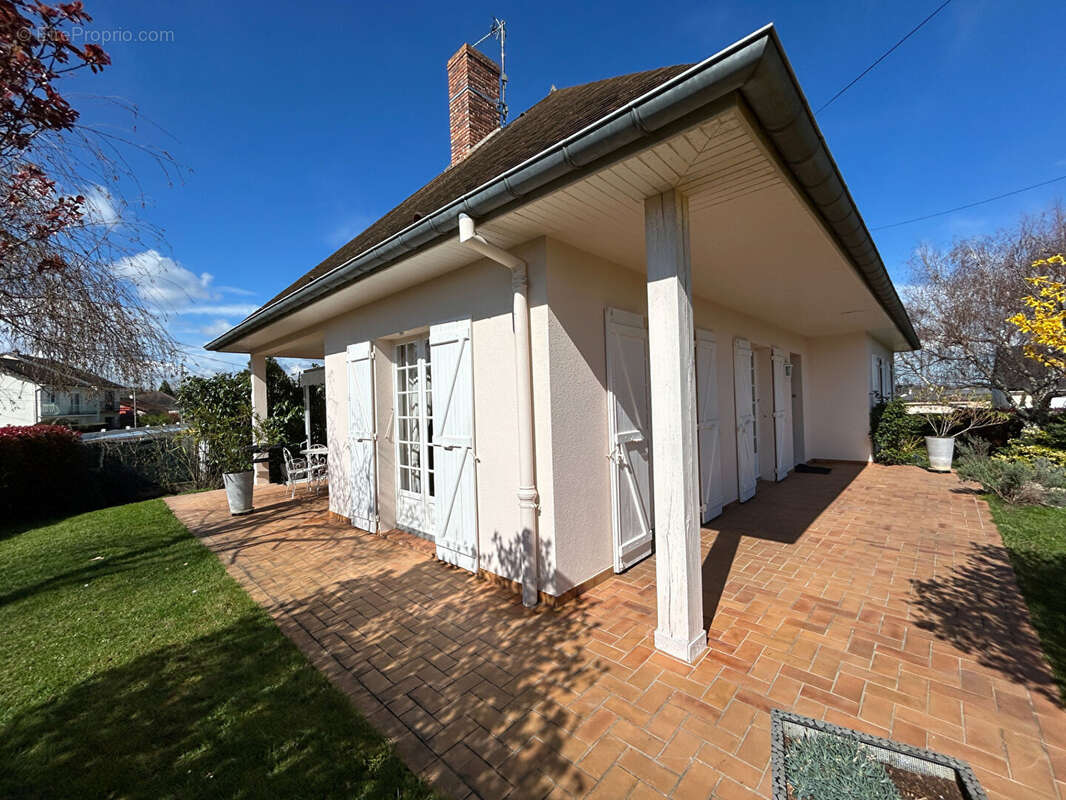 Maison à DOMERAT