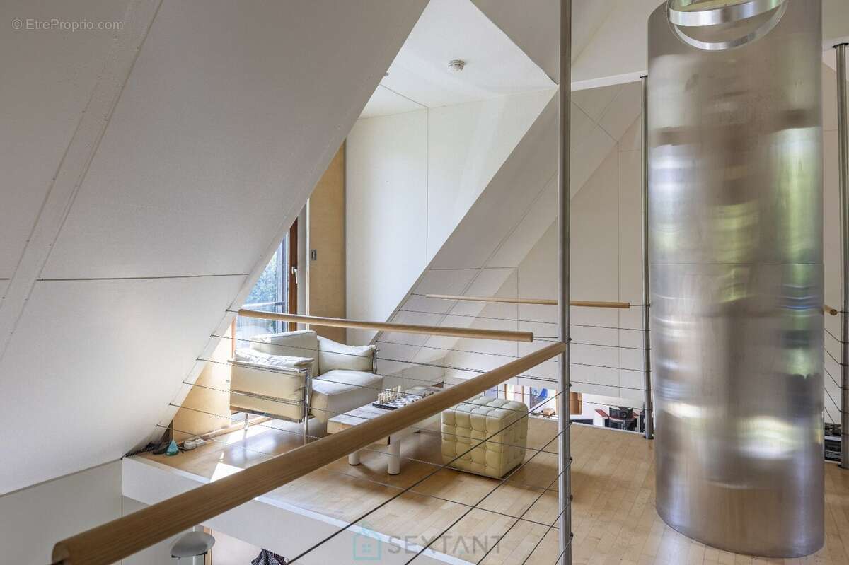 Maison à LA CELLE-SUR-MORIN