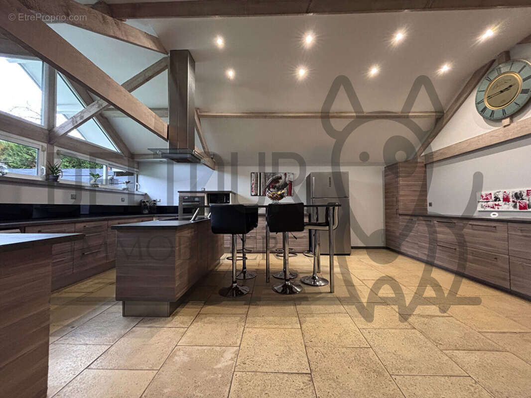 Maison à FAREMOUTIERS