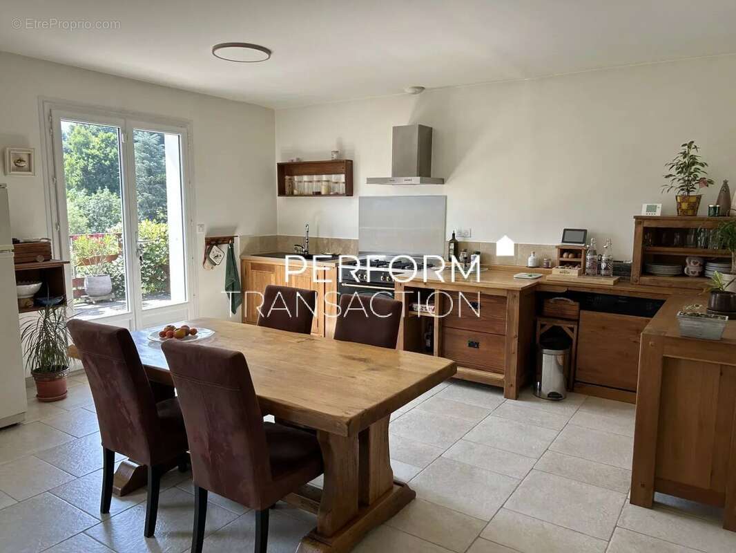 Maison à SAINT-MARTIN-D&#039;URIAGE