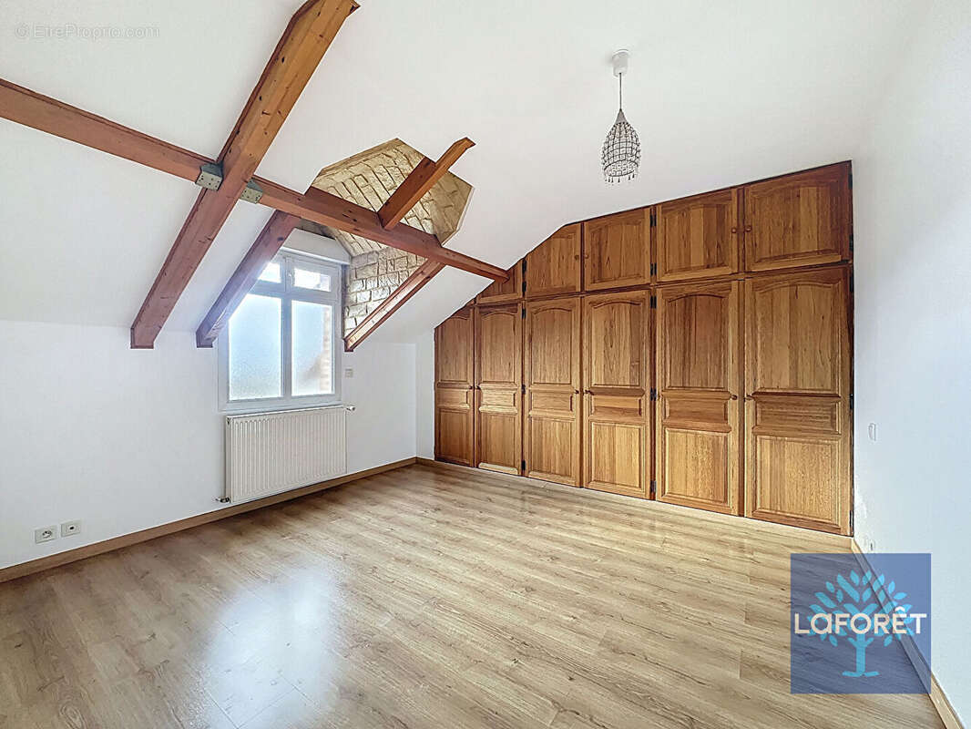 Maison à VILLIERS-SUR-MARNE