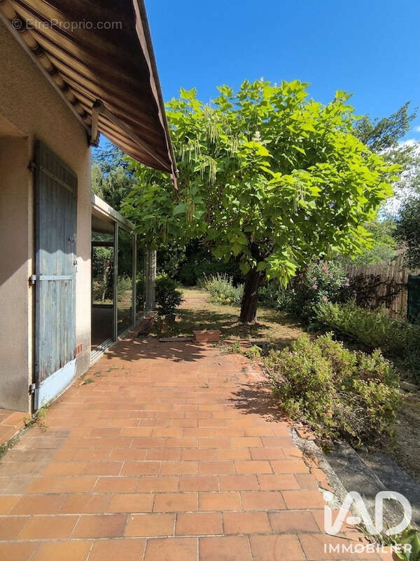 Photo 2 - Maison à NIMES