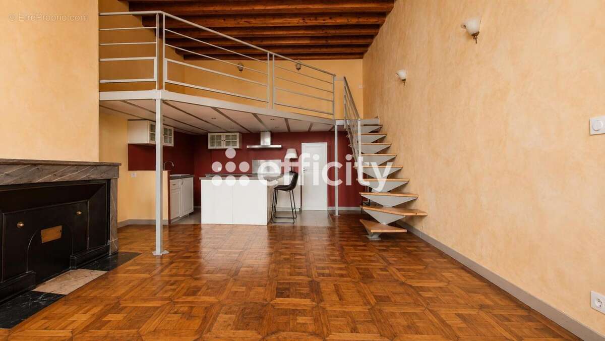 Appartement à LYON-1E