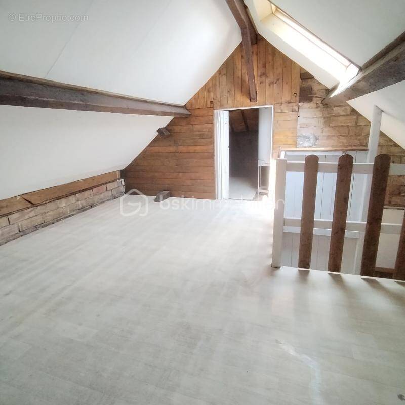 Appartement à CHARLEVILLE-MEZIERES