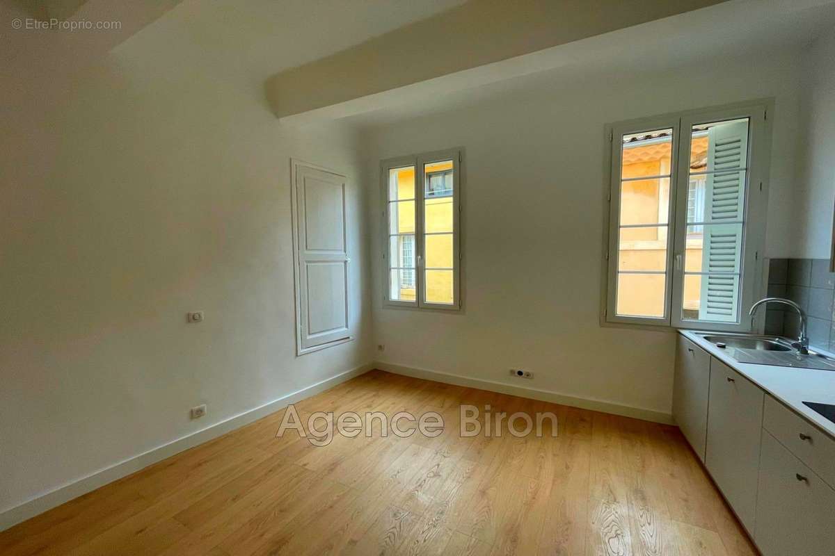 Appartement à AIX-EN-PROVENCE