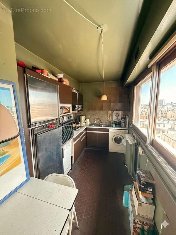 Appartement à PARIS-16E