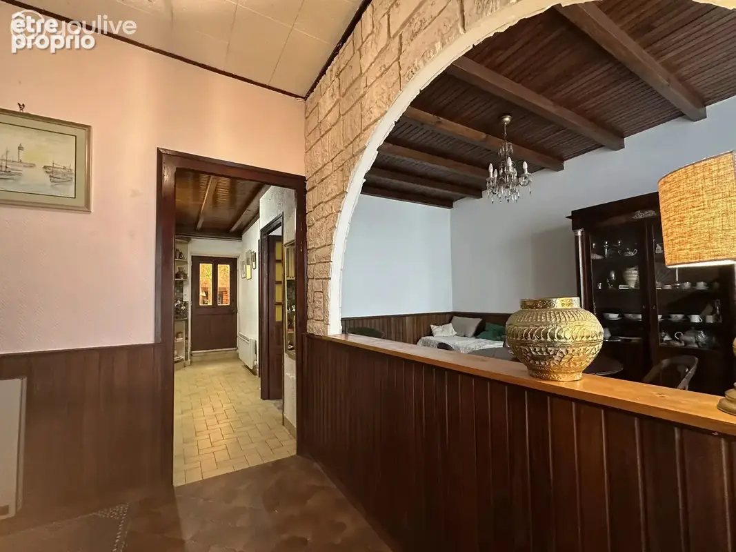 Maison dans le bourg de La Chaume - photo 4