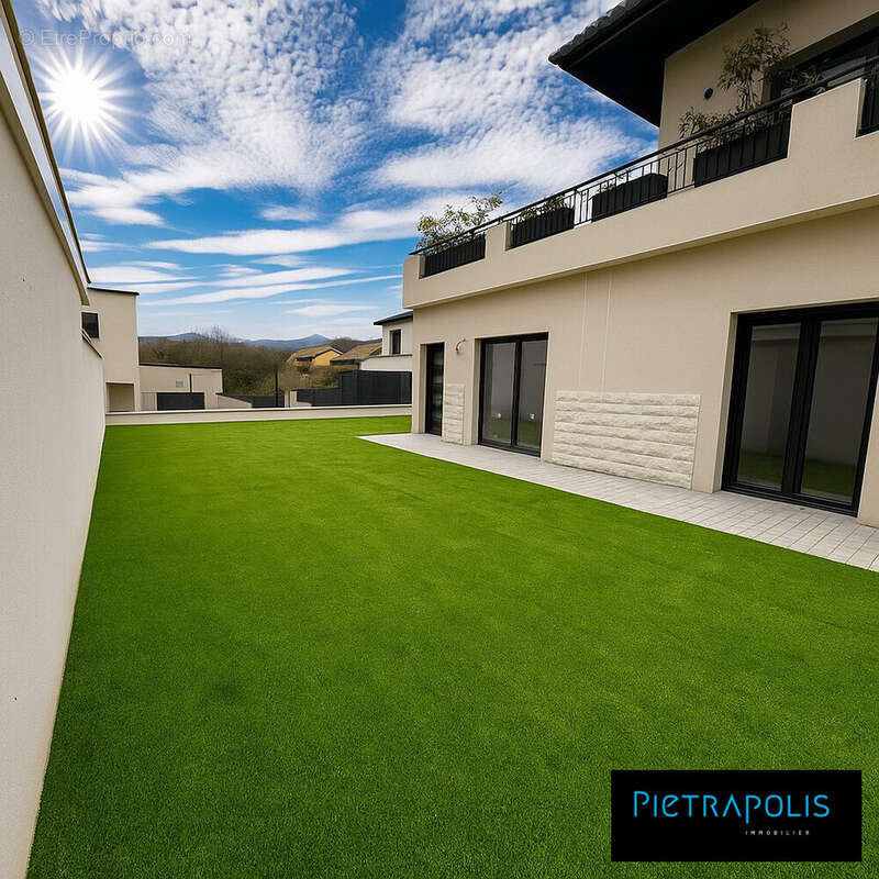 Appartement à FONTAINES-SAINT-MARTIN