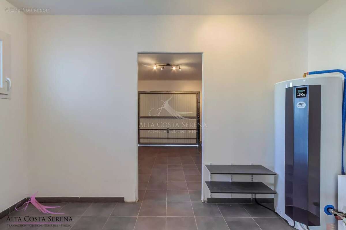 Maison à PRUNELLI-DI-FIUMORBO