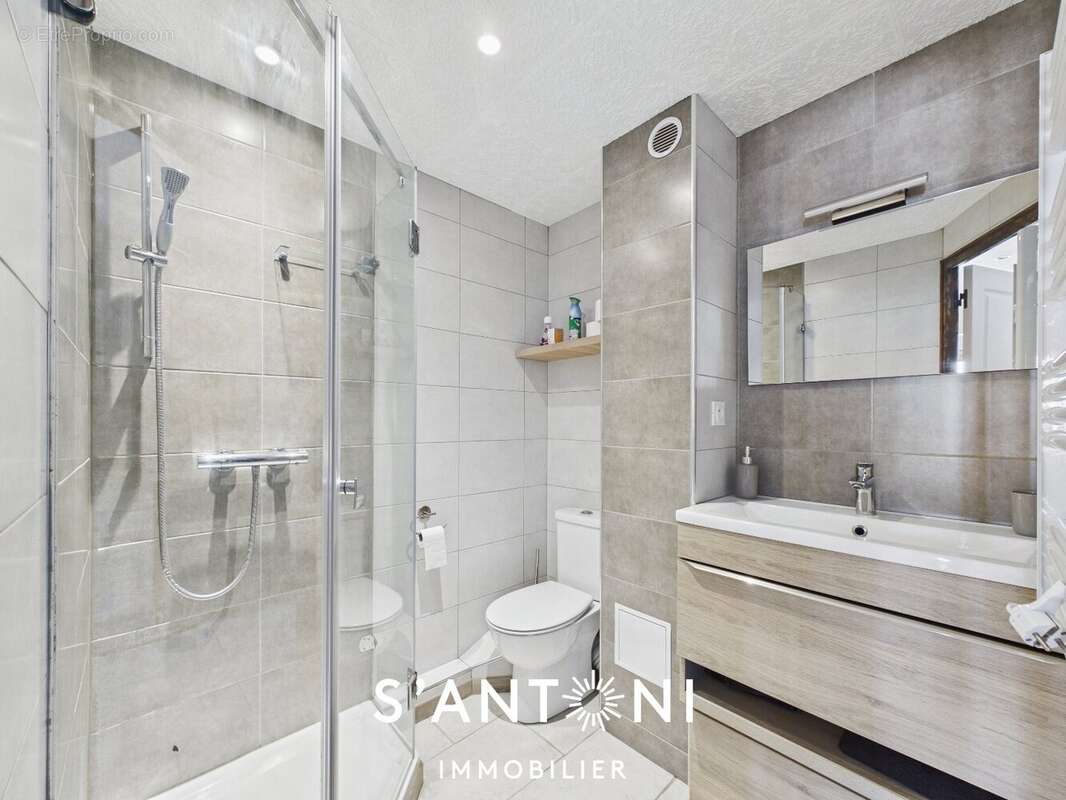 Appartement à VIAS