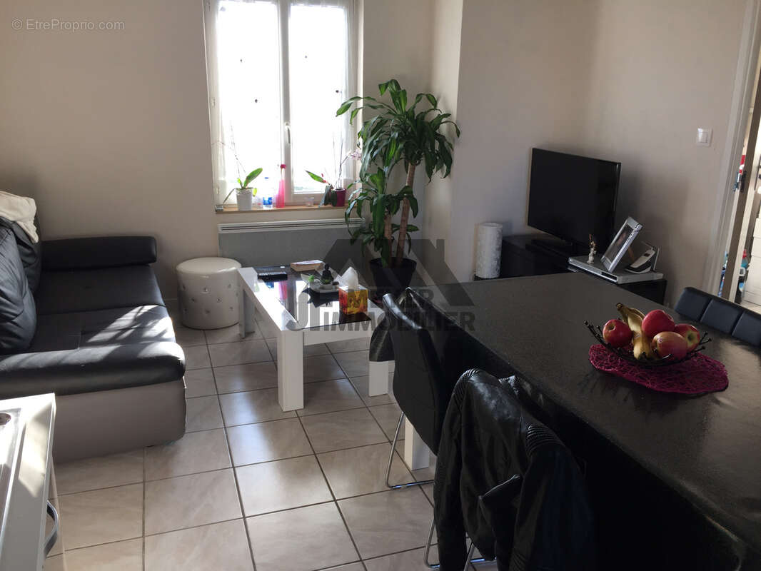 Appartement à ATTON