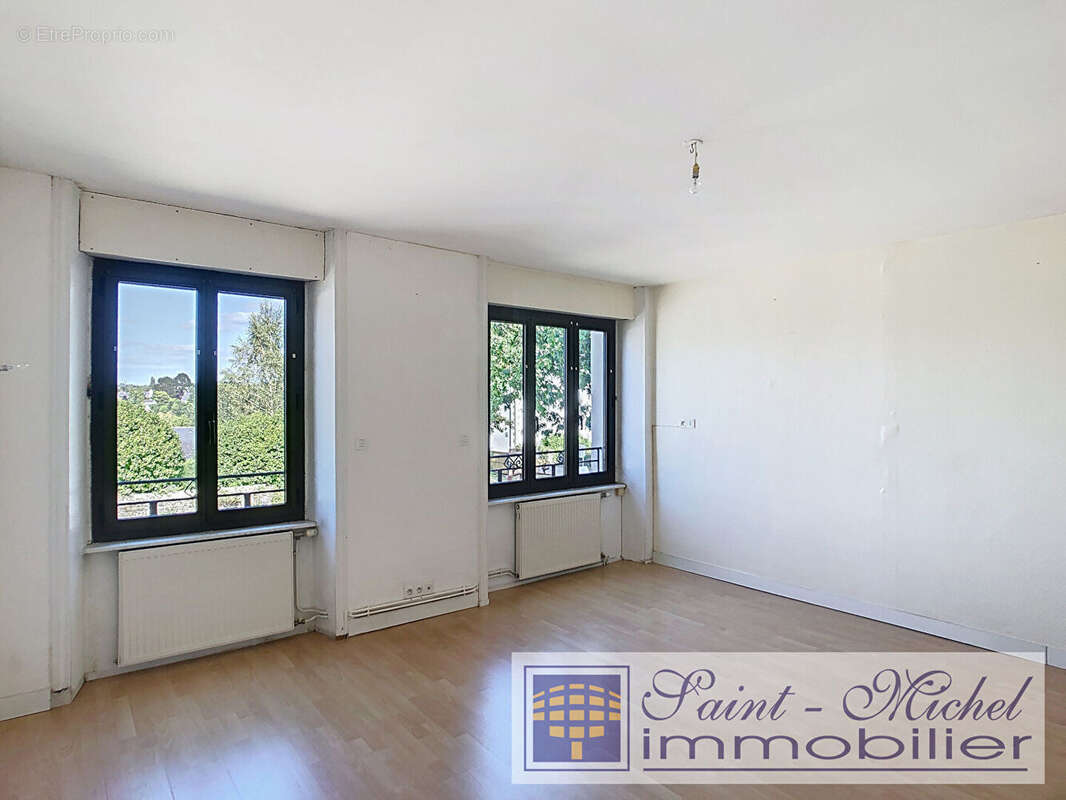 Appartement à QUIMPERLE