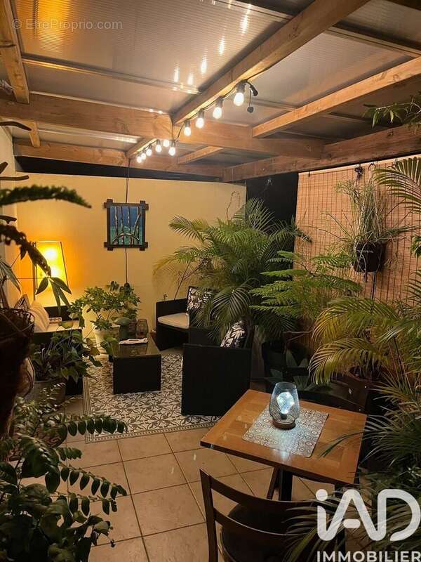 Photo 2 - Appartement à SAINT-DENIS