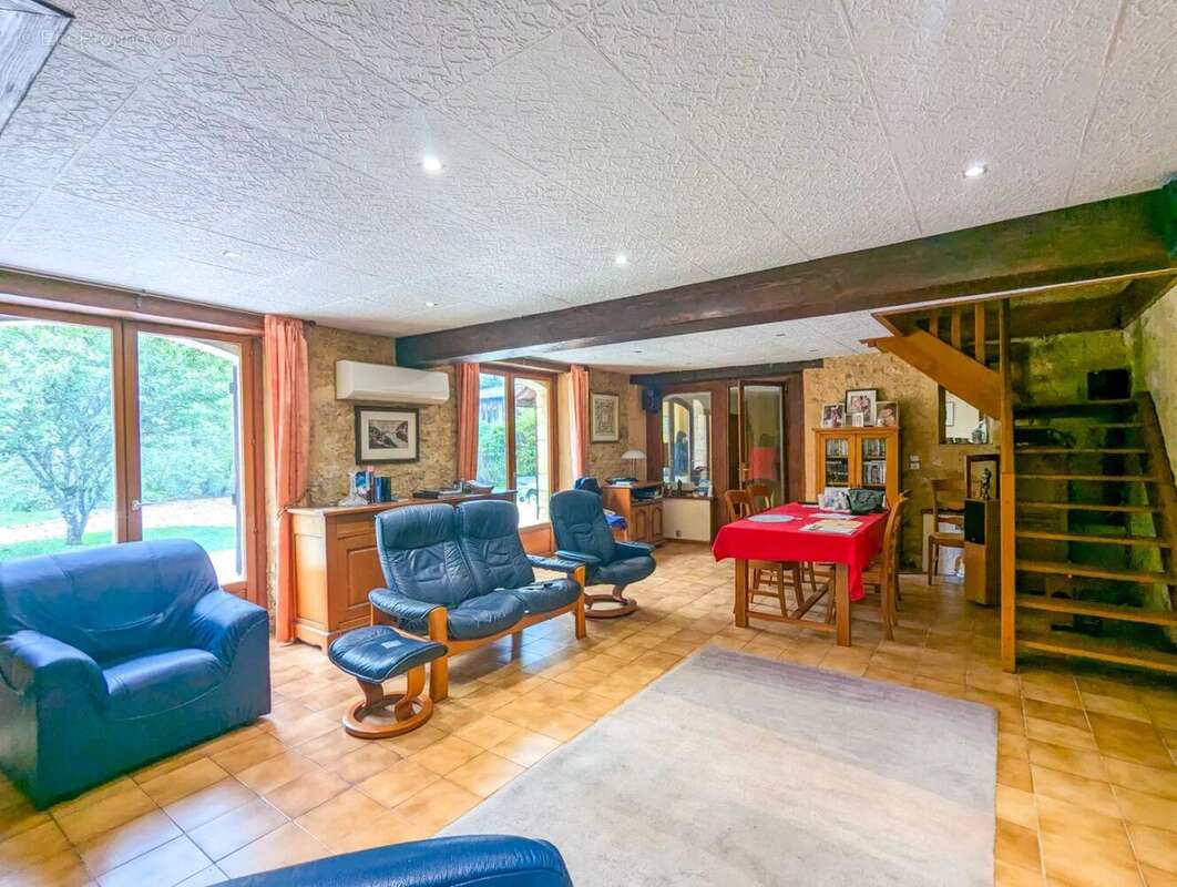 Maison à SARLAT-LA-CANEDA