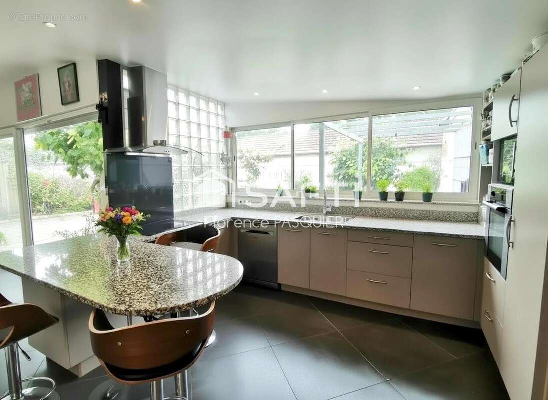 Photo 2 - Maison à MERIGNAC